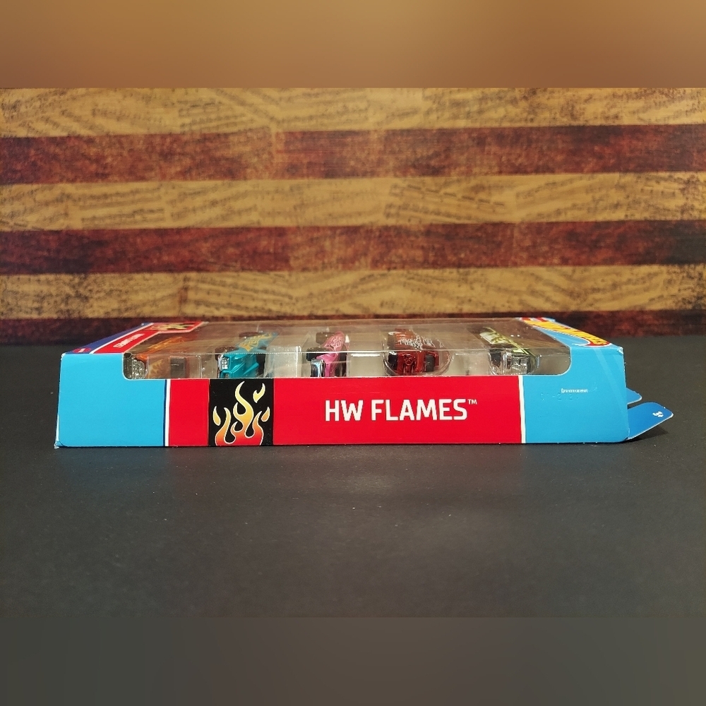 Hotwheels FLAMES 5 pack - Picture 3 of 6